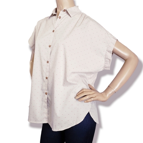 Soho Threads Cream & Red Geometric Oversized Boxy Dolman Sleeve Button Up Blouse - Picture 3 of 8